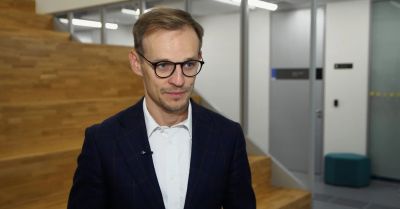 Młode pokolenie najostrzej krytykuje polskie szkoły. System nie uczy praktycznych umiejętności